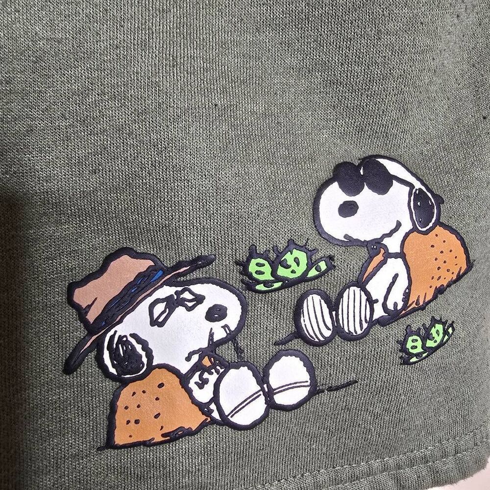 Peanuts Snoopy Olive Green Fleece Lounge Shorts XL - Picture 2 of 9